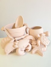 Kids Beach Bucket and Spade Set, 6 sand moulds & Watering Can, Silicone. BEIGE.
