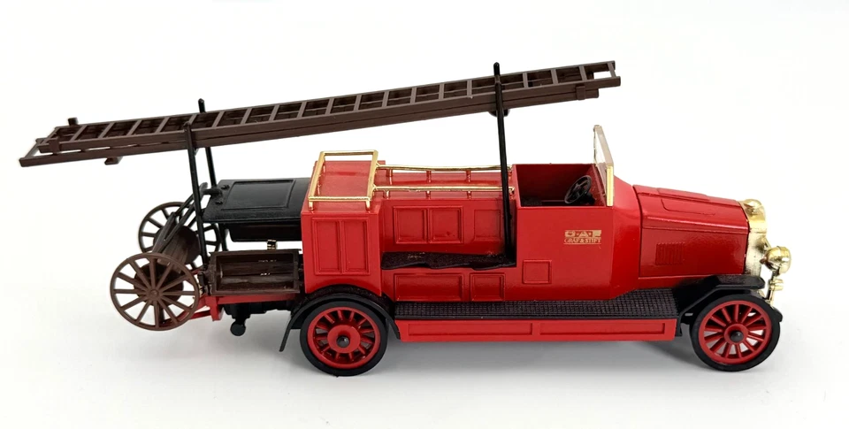 Conrad - 1018 OAF Graf & Stift Fire Engine - 75th - 1:43 Scale - Image 4 of 4