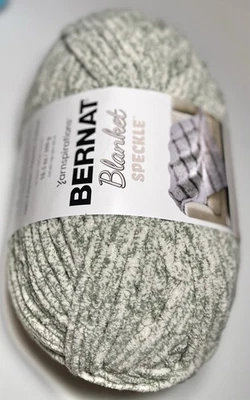 BERNAT BLANKET SPECKLE Yarn. 1 Ball 10.5 Oz. WINTER LEAF. I Combine Ship