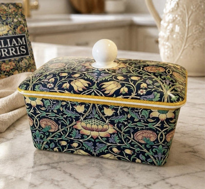 William Morris Lodden Fine China Covered Butter Dish w/ Lid Floral Multicolor