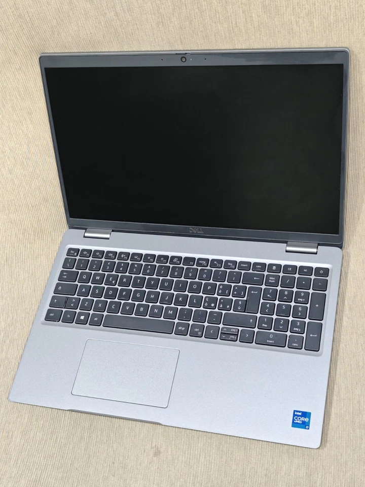 NOTEBOOK PC PORTATILE DELL 5520 INTEL CORE I7-1185g7 SSD 512 GB RAM 16GB WIN 11 - Immagine 2 di 4