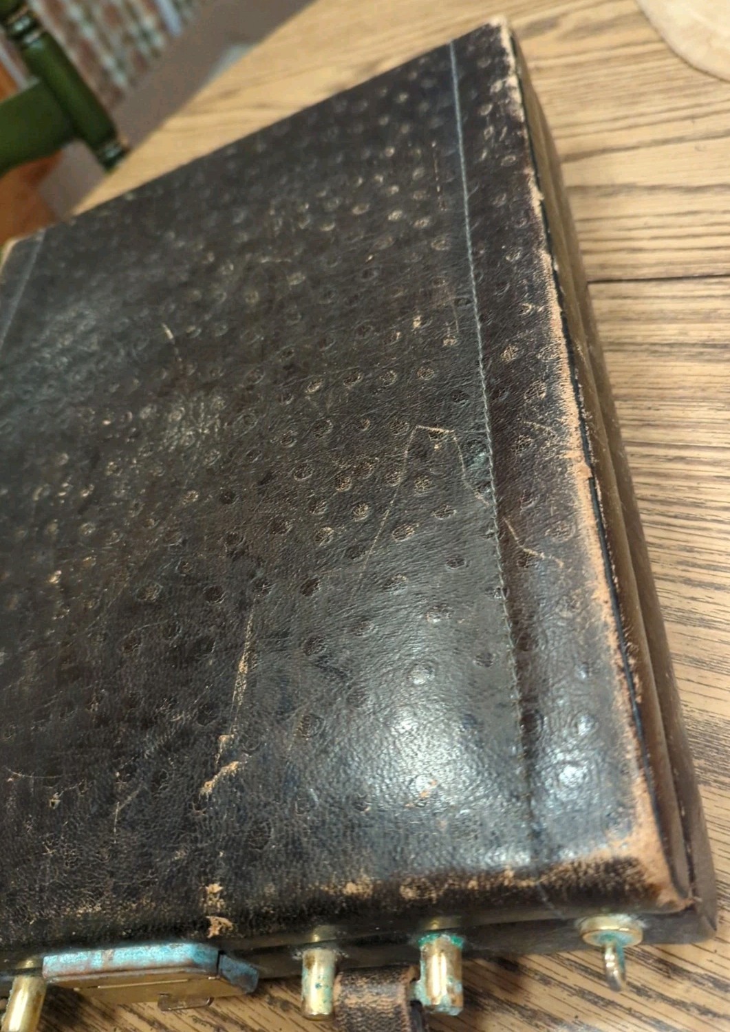 Vintage Unique Rectangular Briefcase Ostrich Embo… - image 4