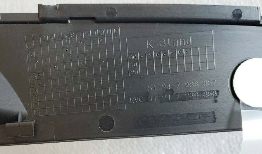 Rolls-Royce Ghost Wraith 09-2014, 51 24 7236858 Tag Light Cover OEM