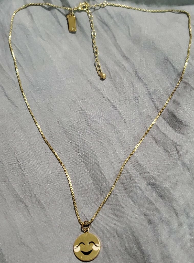 Kate Spade Tickled Pink Emoji Necklace Witty Emoji Co… Gem