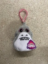 Poopchi's Poo Shark Llavero Mochila Colgador Nuevo