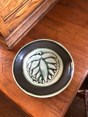 Canadian Artist Signed Glazed Green Flowers Pottery Small Bowl