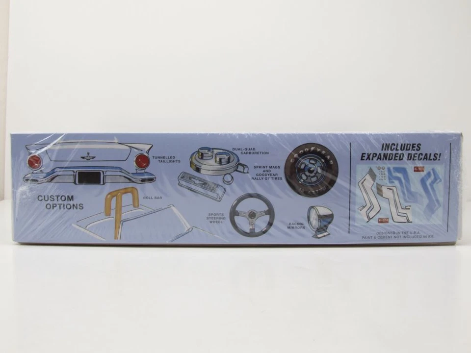 Ford Thunderbird 1957 Modellino Auto Kit Costruzione Plastica 1:16 AMT - Immagine 3 di 4