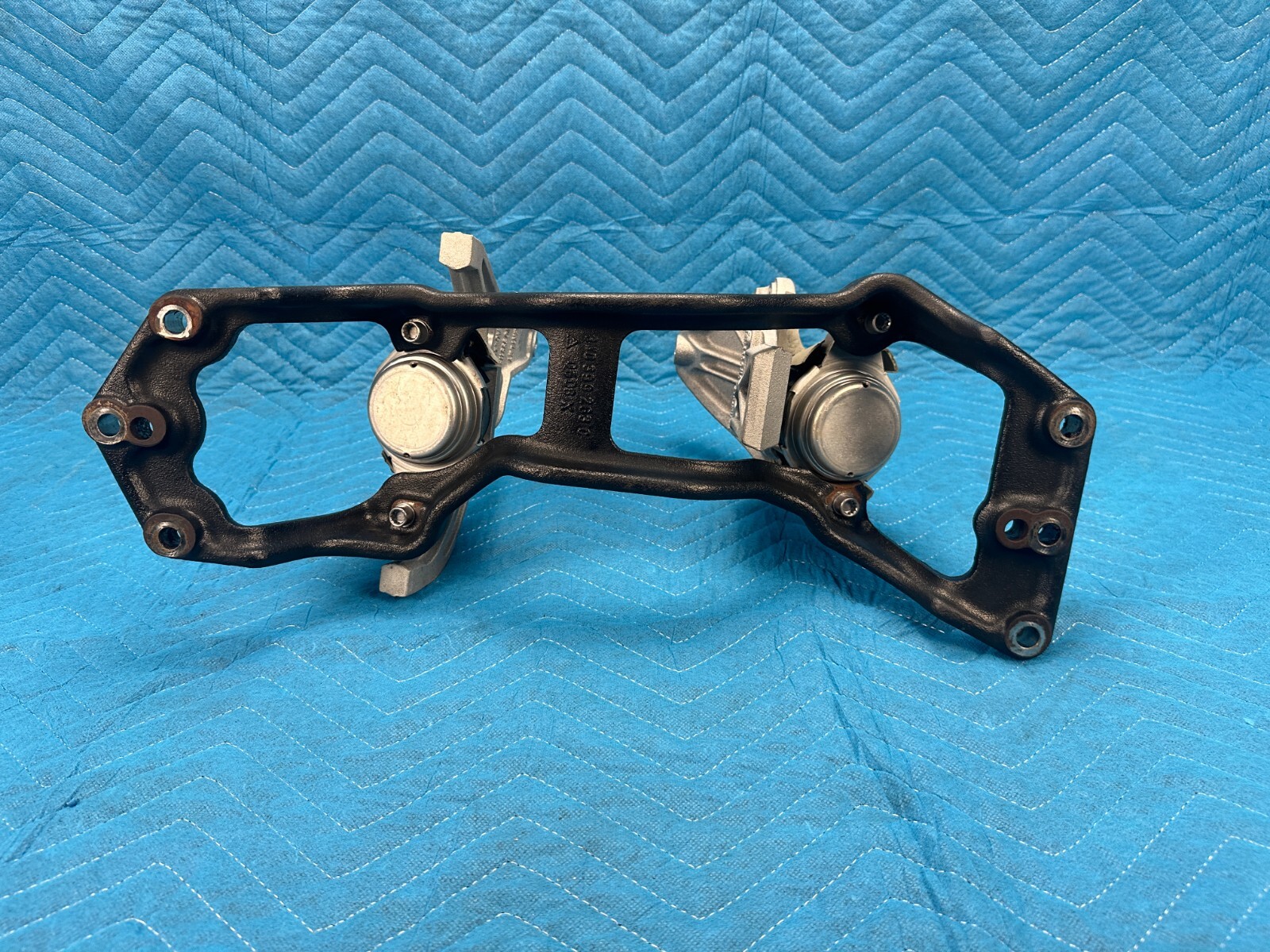 Bentley Flying Spur Transmission Crossmember Support Mount 5pc Set 2006-2012 OEM