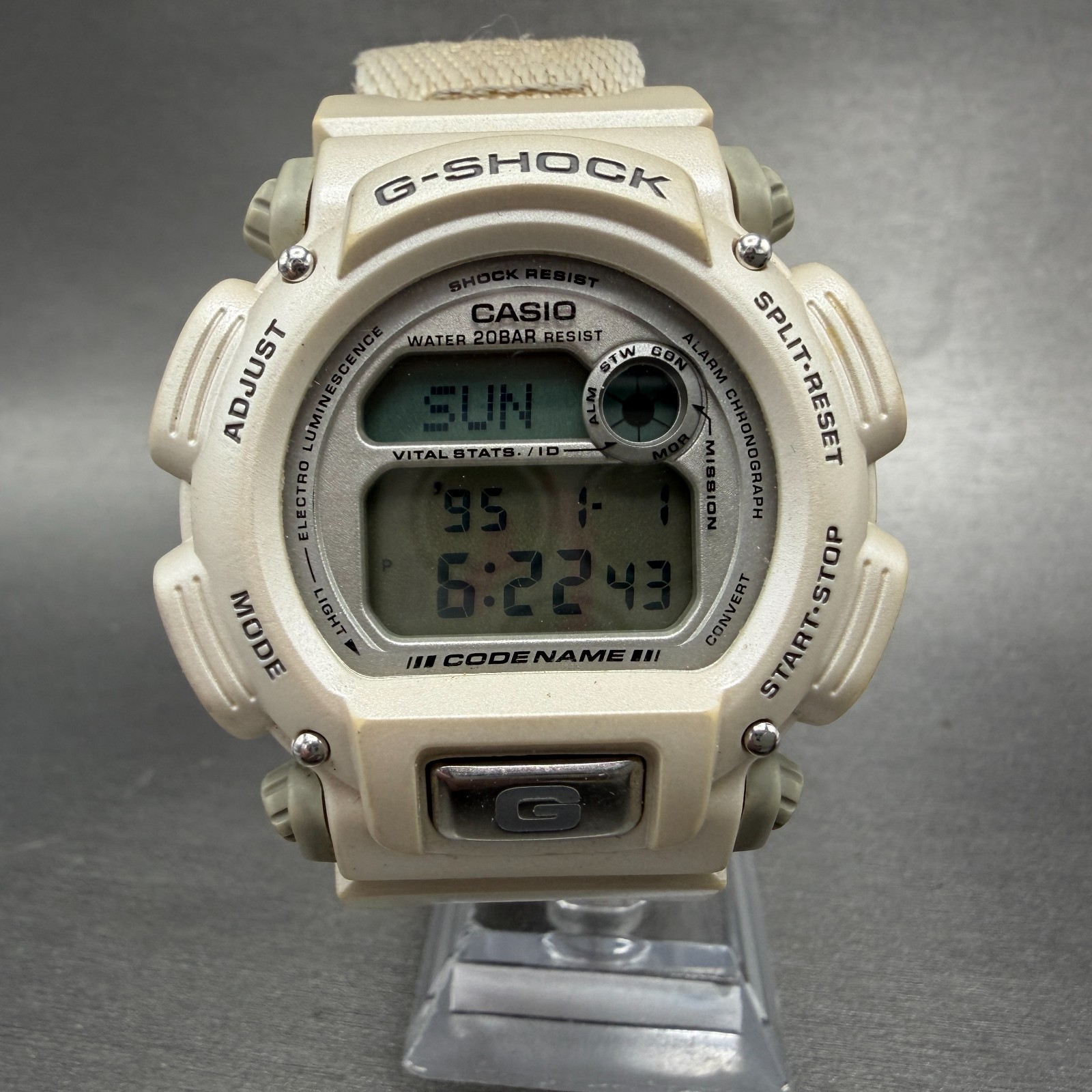 Casio g-shock dw-8800 agnes - Gem