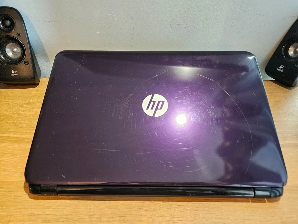 15" HP 15-g259sa AMD A6 Quad 2.0GHz 8GB 240GB SSD Purple Windows 10 Laptop - Image 4 of 4