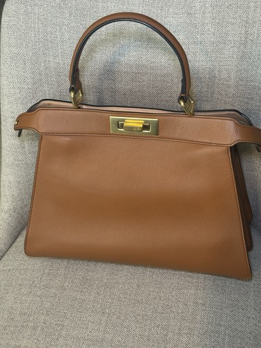 Fendi Peekaboo ISeeU Medium Handbag