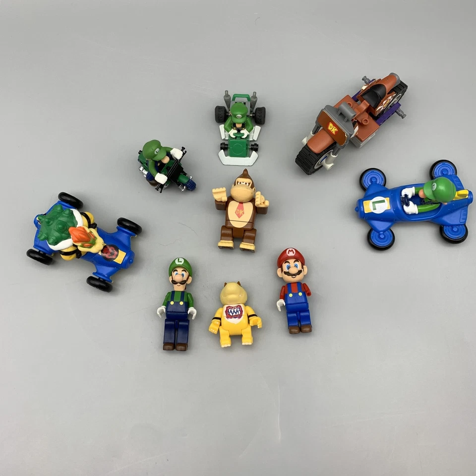 Mario Kart Nintendo Action Figures Lot Luigi Bowser Donkey Kong K'NEX Tomy Cars - Image 2 of 4