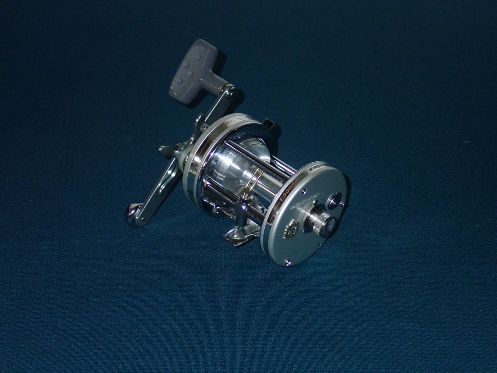 Abu Garcia Amabassadeur 7000 C3 Baitcasting Fishing Reel Nev