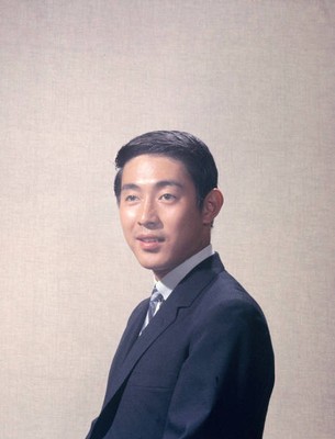 Kabuki Actor Onoe Kikunosuke IV poses at interview September 3 196- Old Photo
