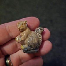 Wade whimsie squirrel vintage figurine collectable ornament