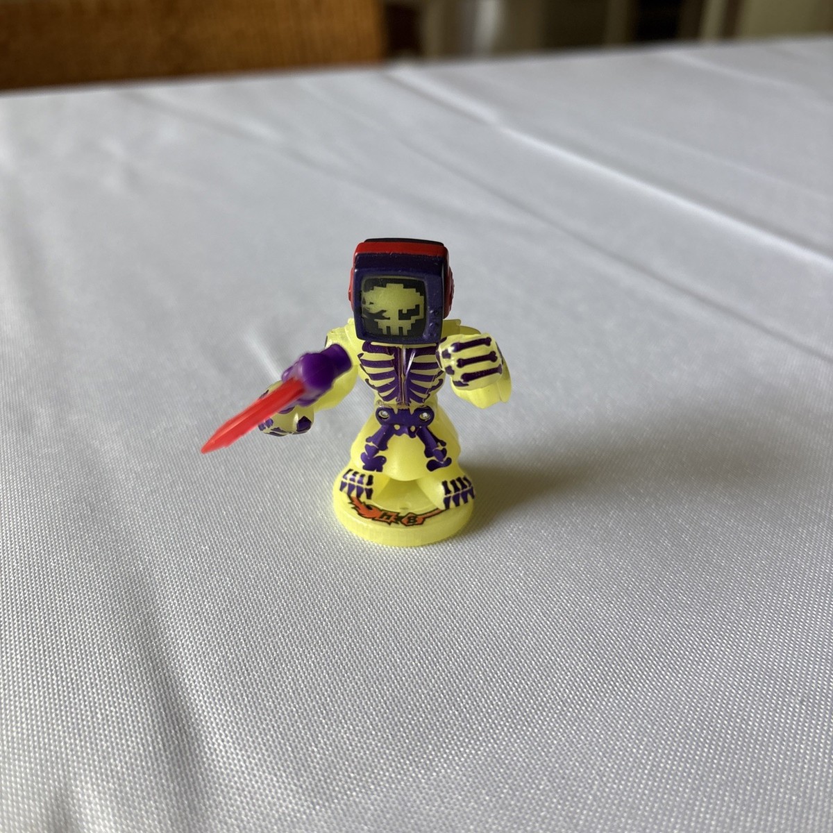 2021 Legends Of Akedo Series 2 ENCODE Glow In The Dark Exclusive