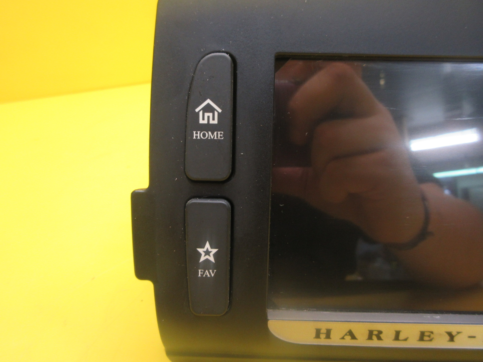 OEM 1418 HARLEYDAVIDSON BOOM BOX 6.5 GT RADIO STEREO SCREEN ROAD