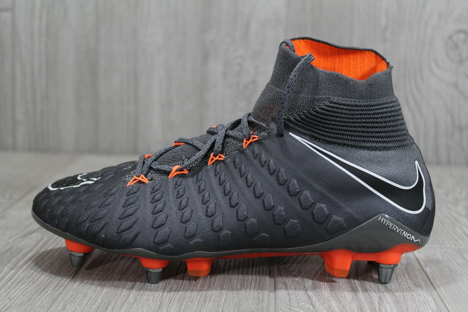 Купить 43 Nike Hypervenom Phantom 3 Elite SG Pro на eBay.com из Америки с  доставкой в Россию, Украину, Казахстан