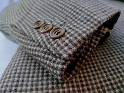 Giorgio Armani Brown Check Wool Cashmere Three Button Jacket Giorgio Armani Brown Check Wool Cashmere Three Button Jacket