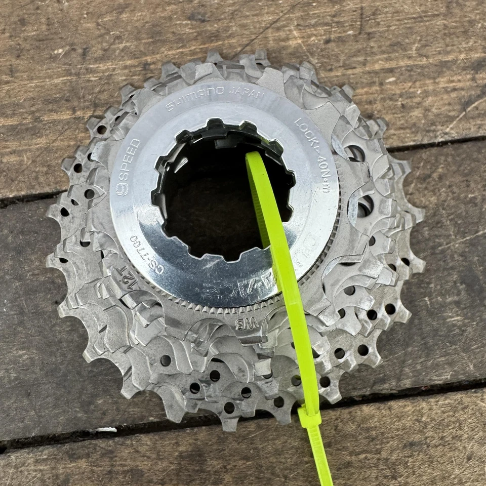 Vintage Shimano Dura-Ace CS-7700 Cassette 23t 9 Speed 12-23T Road Low Miles - Image 4 of 4