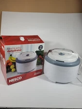 NESCO Professional Food/Jerky Dehydrator 5 trays Ships Free 