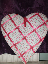 Decorative Heart Hanging Wall Ornament