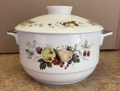 Vintage Royal Doulton Miramont (TC1022) Covered Casserole Dish Fruit