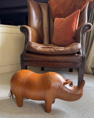 Handgefertigter Hocker / Hocker aus echtem Leder mit Nashorn im Vintage-Stil - 55 cm lang