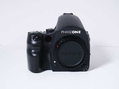 Phase One 645DF Medium Format Camera Body (no battery holder) (Tested Working)