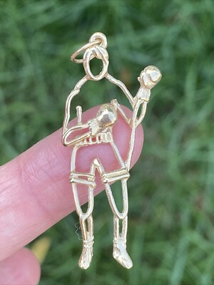 14K Yellow Gold Open Work Boxer or Fighter Charm