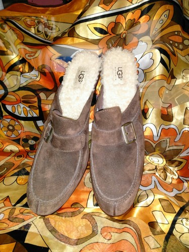UGG COFFEE COLORED SIZED 12 MULES. GINUINE SHEEPSKIN INSIDE. 3INCH ...