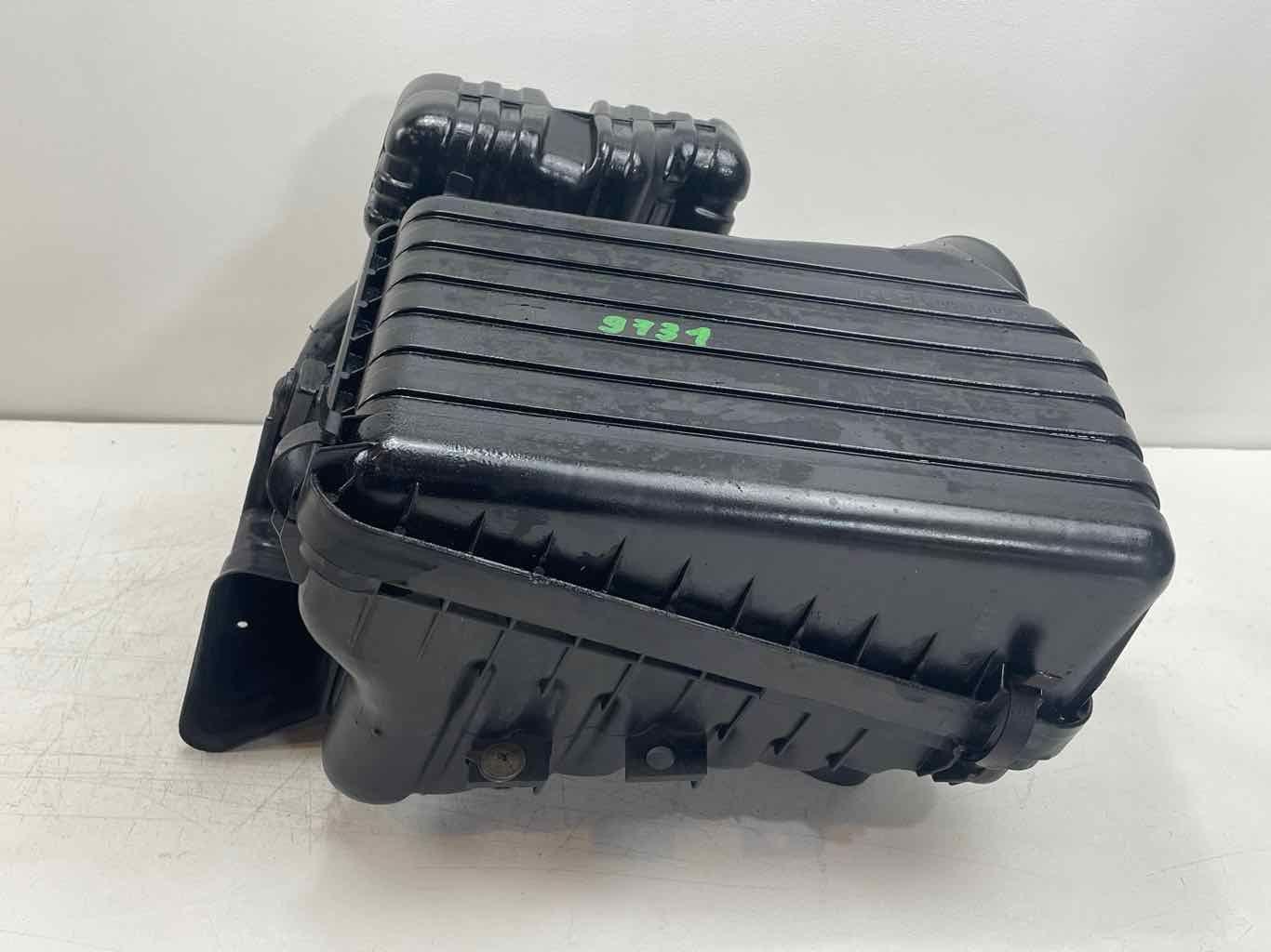 Air Cleaner Box Assembly 897160903 Fits 1998 1999 2000 ISUZU AMIGO 2.2L 4 Cyl