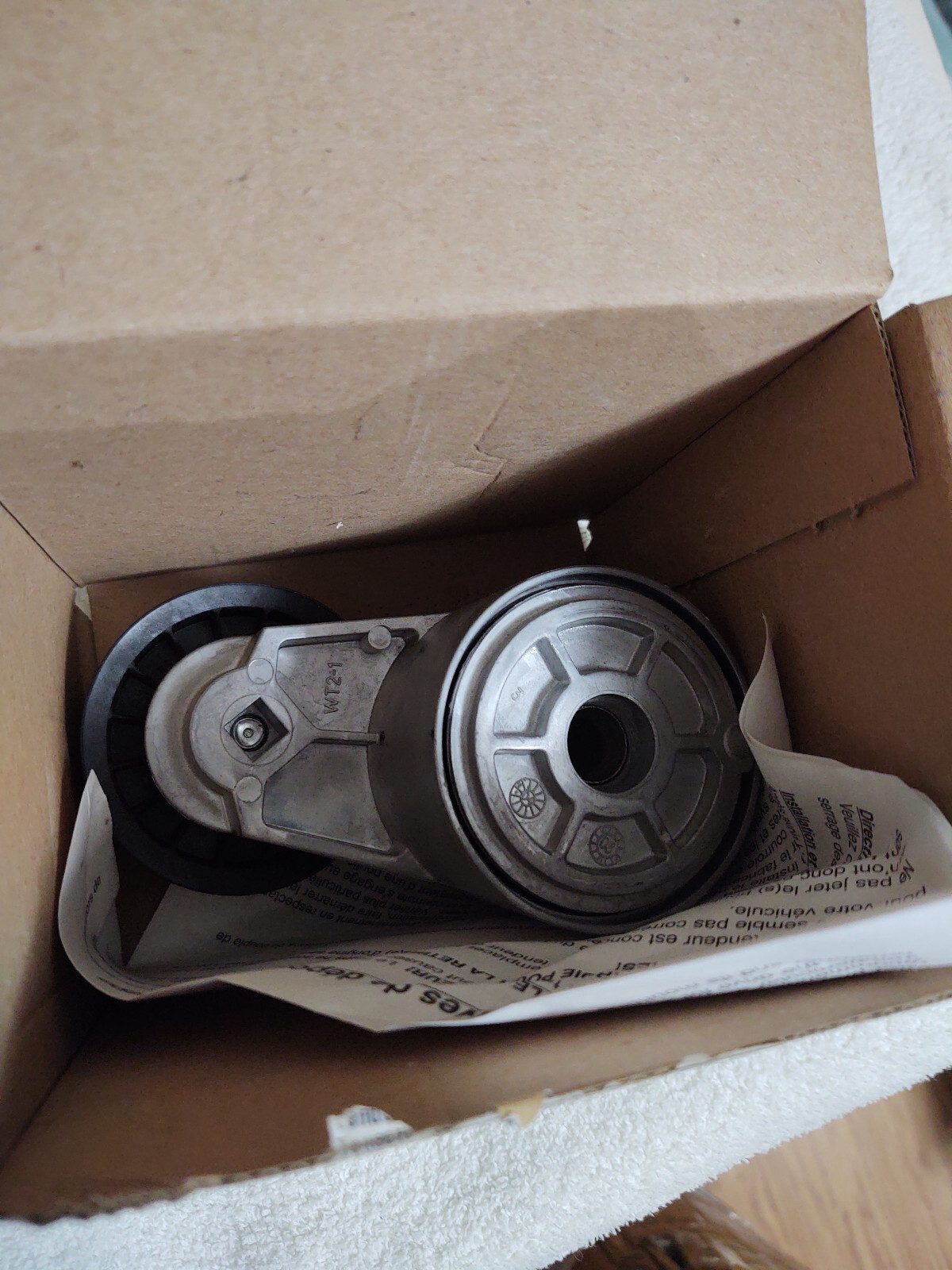 GENUINE GM #88920939 Accessory Drive Belt Tensioner Assembly 