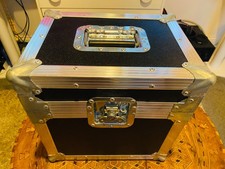 swan flight case, record box, heavy duty, 100 records, metal, good condition