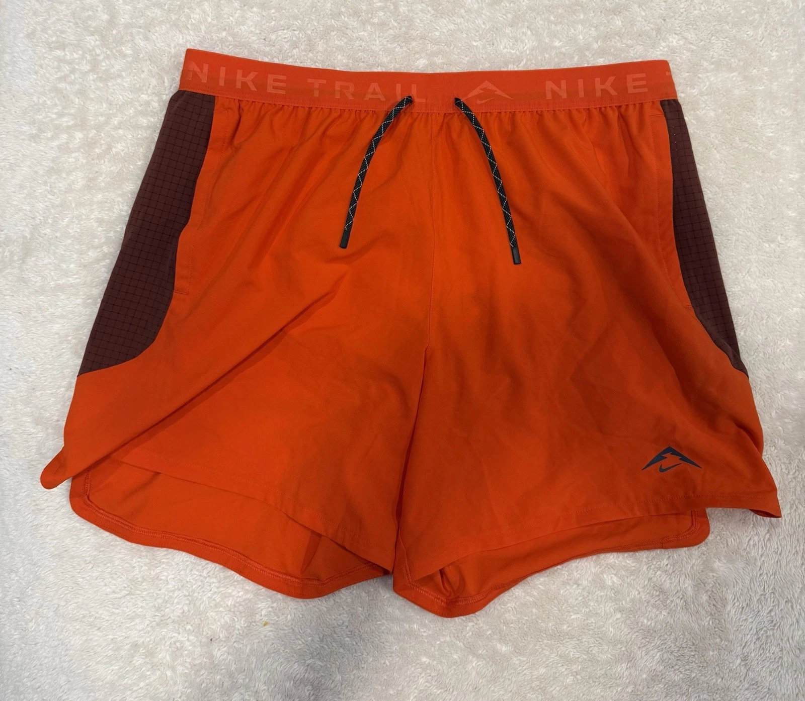 Nike Trail Second Sunrise Dri Fit ADV 6” Running Shorts HJ3574 633 Sz L SAMPLES
Opens in a new windo