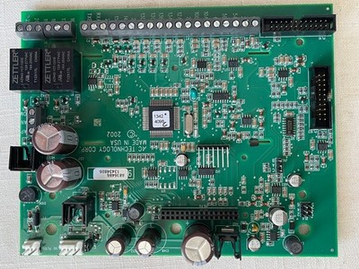125HP LENZE MCH SERIES 400-480VAC 3PH INPUT MH41250B 13434806 CONTROL BOARD.