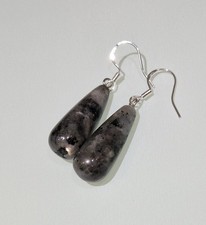 EDELSTEIN OHRHÄNGER LARVIKIT PERLEN OHRRINGE TROPFEN TRÄNE 