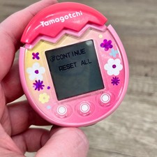 Tamagotchi Pix Floral Pink Handheld Device 2020 Tested/Working 42900