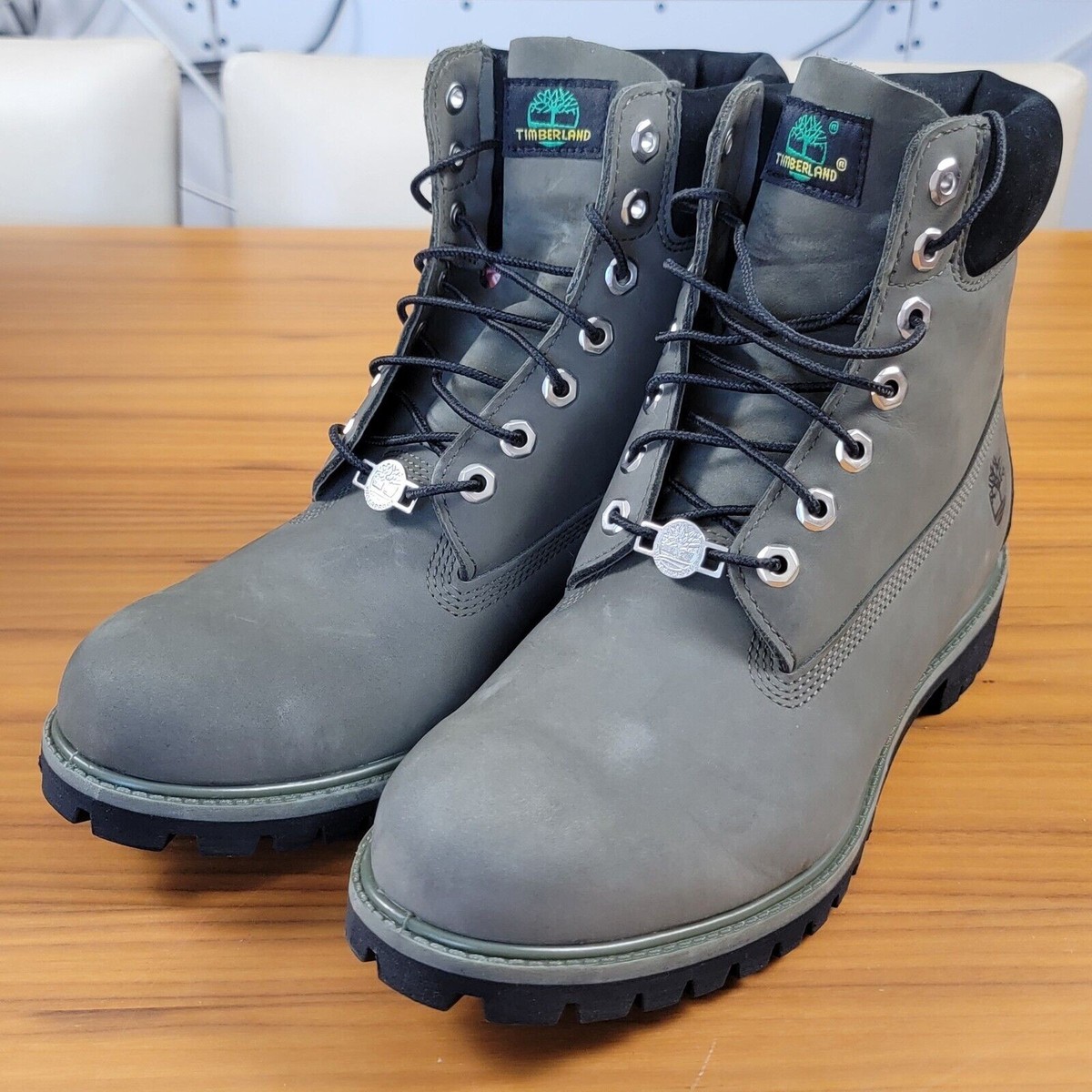 Timberland Premium 6 Inch Waterproof Dark Green Nubuck  display picture 1