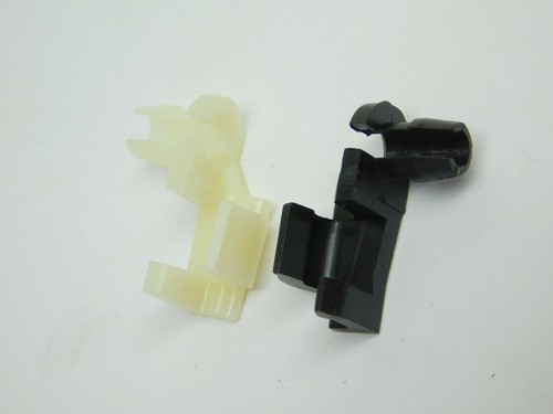Chrysler / AMC Vehicles Door Lock Rod & Hood Latch Locking Push Rod Clip 4003672 - Picture 2 of 5