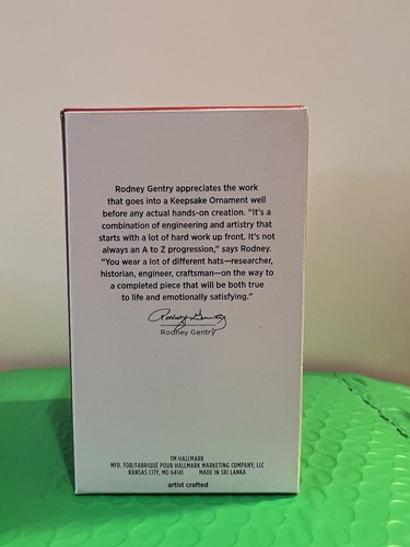 Hallmark Keepsake Ornament 2023 UNO Family Game Night Final in Series 10th Final - Picture 4 of 4