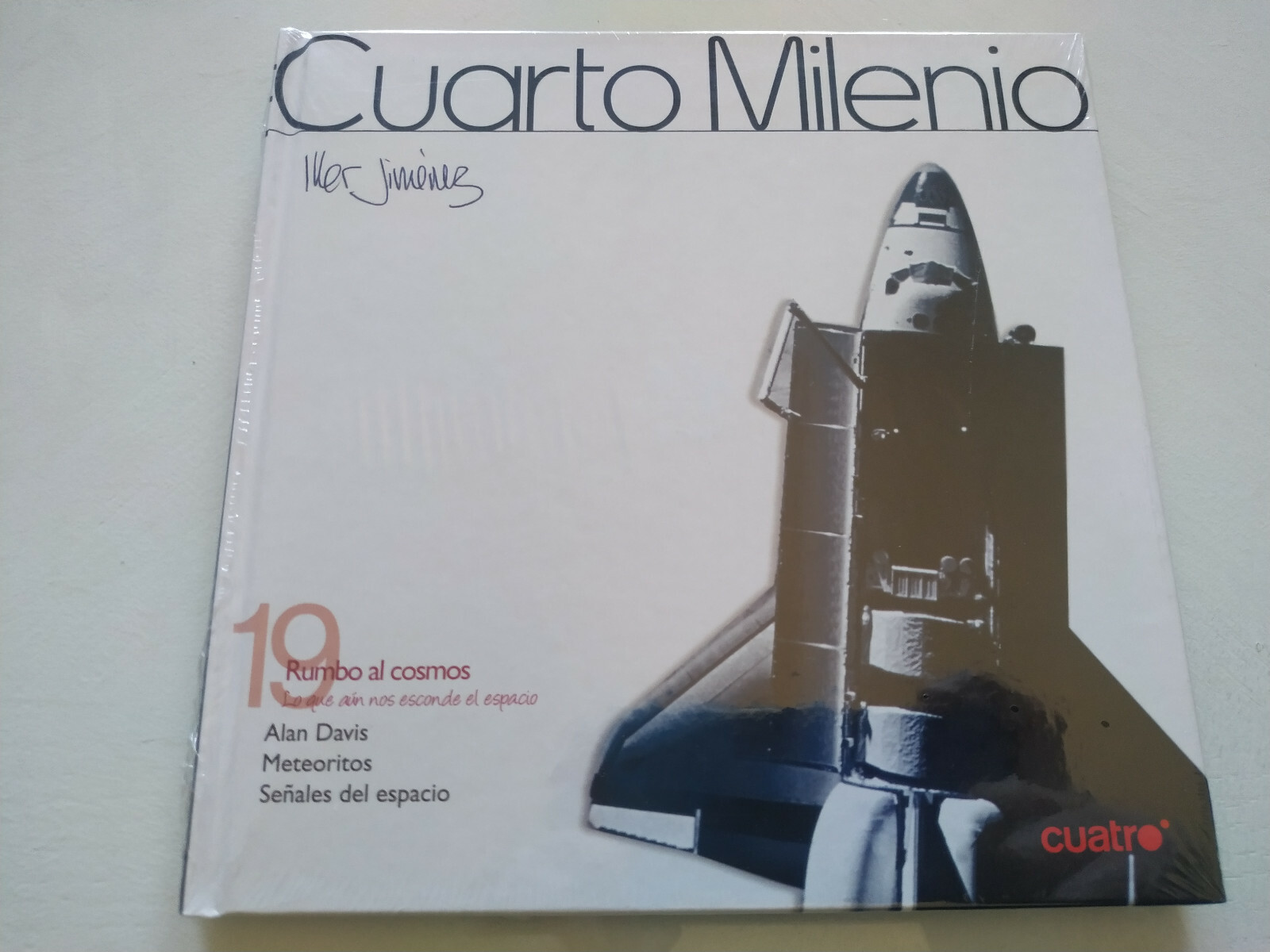 Cuarto Milenio Iker Jimenez Rumbo Cosmos Volume 19 - DVD Book Spanish New Am