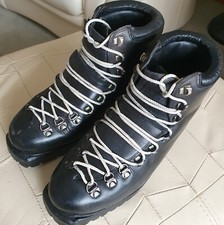 Vintage Ski Hiking Trecking Walking Leather Boots Black 1970s Italian Unisex GC