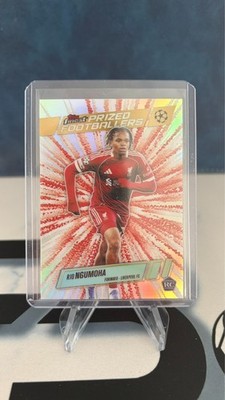 TOPPS - UCC Finest 25/26 - Rio Ngumoha - RC Prized Footballers Fusion