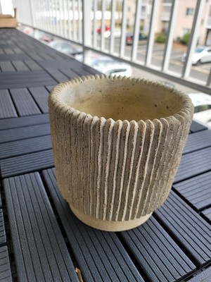 Planter 8''  fluted, stone color, Indoor Or Outdoor Planting Pot