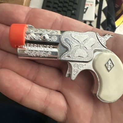 Vintage Hubley Derringer Toy Cap Gun Working Condition. Nice Condition w Ammo