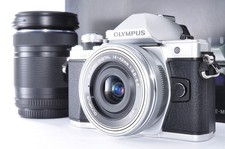  US Duty Paid Olympus OM-D E-M10 Mark II / 14-42mm 40-150mm Lens Kit Mint 