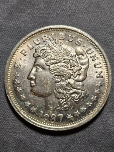 1987 Vintage MORGAN Design 1 oz 0.999 Fine Silver Trade Unit Round