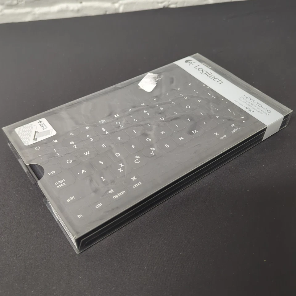 Logitech Keys-To-Go Ultra Portable Keyboard for iPad - Black - Image 2 of 4