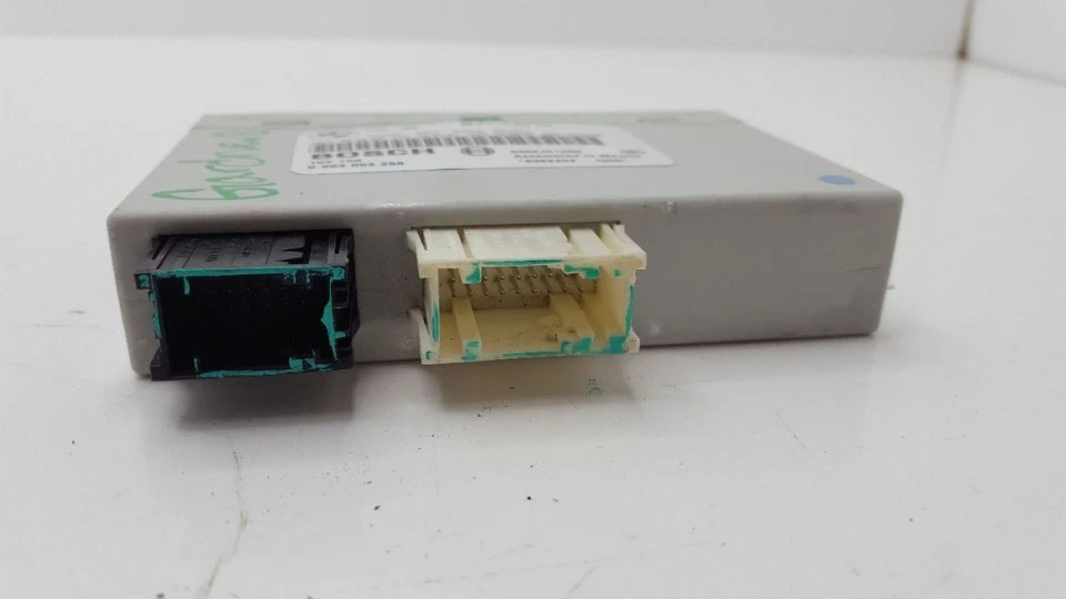 Модуль парковочного расстояния 2010 BMW 135i 66216982402 - Изображение 3 из 4